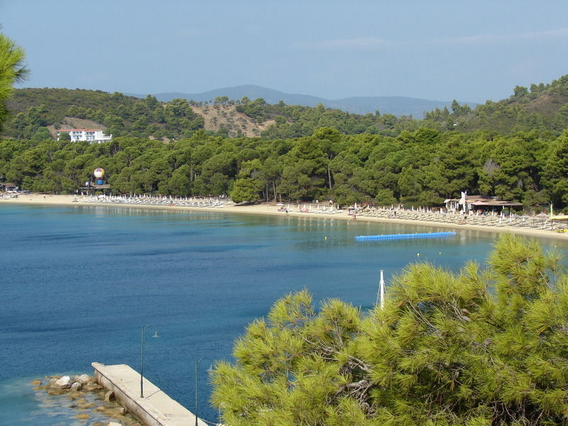 Caravos Hotel Koukounaries Exterior photo