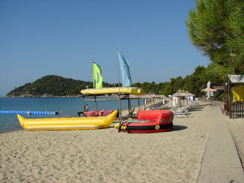 Caravos Hotel Koukounaries Exterior photo